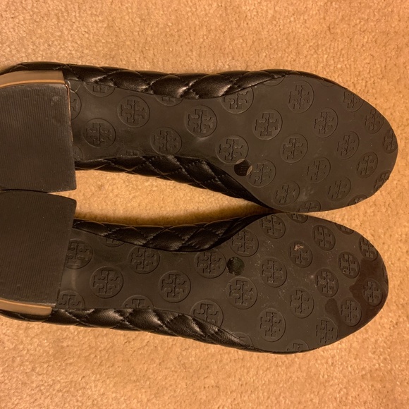Tory Burch Maggie Black Quilted Pumps - Size 11 - Picture 9 of 13